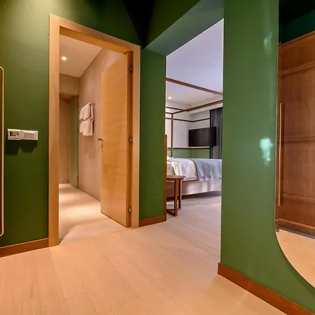 Villa Crystalsea 1 & 2 Infinity Heatedpool Seaview