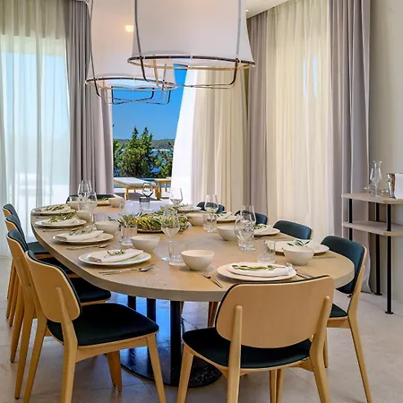 Crystalsea 1 & 2 Infinity Heatedpool Seaview Villa *