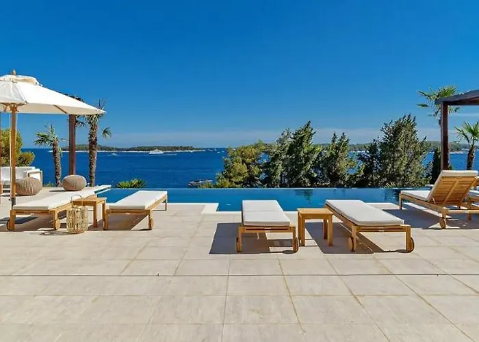 Crystalsea 1 & 2 Infinity Heatedpool Seaview Villa *