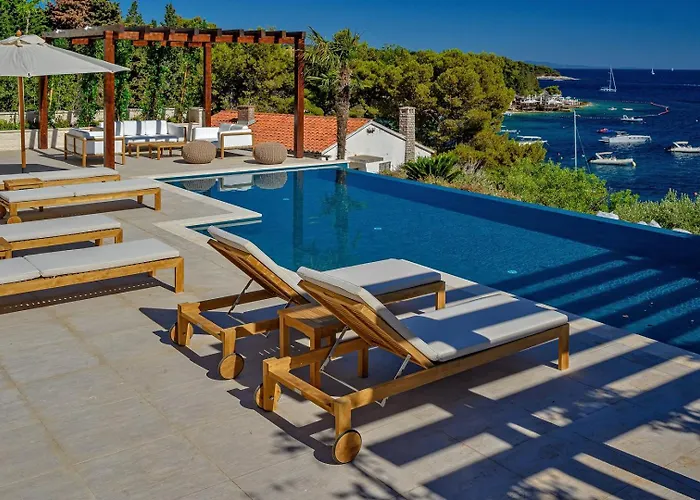 Crystalsea 1 & 2 Infinity Heatedpool Seaview * Hvar Town