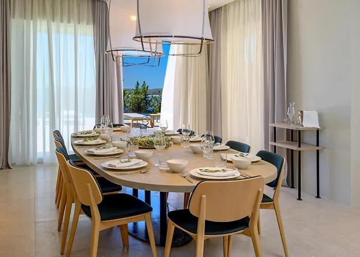 Crystalsea 1 & 2 Infinity Heatedpool Seaview Villa *