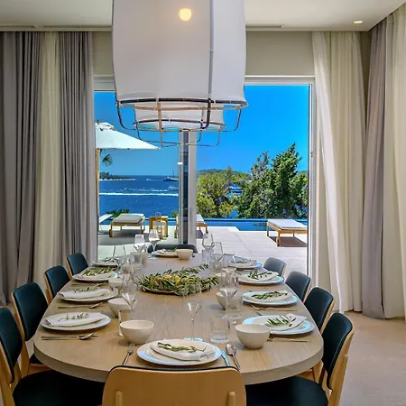 Vila Crystalsea 1 & 2 Infinity Heatedpool Seaview