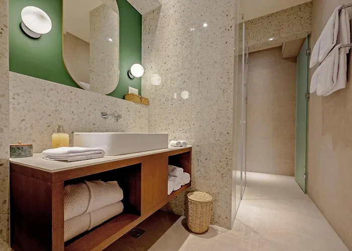 Crystalsea 1 & 2 Infinity Heatedpool Seaview Villa *