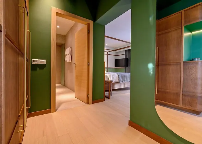 Villa Crystalsea 1 & 2 Infinity Heatedpool Seaview