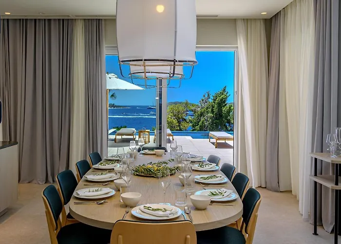 Villa Crystalsea 1 & 2 Infinity Heatedpool Seaview