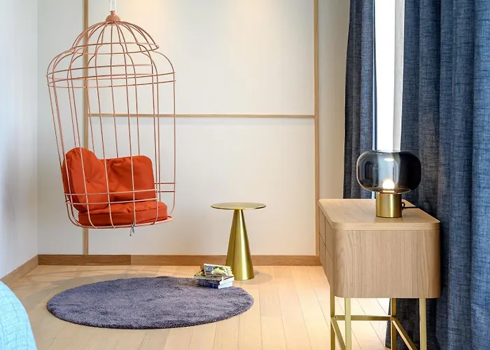 Crystalsea 1 & 2 Infinity Heatedpool Seaview *